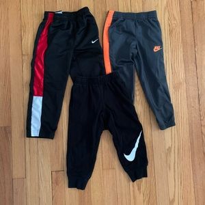 Lot of 3 Nike sweats size 4T